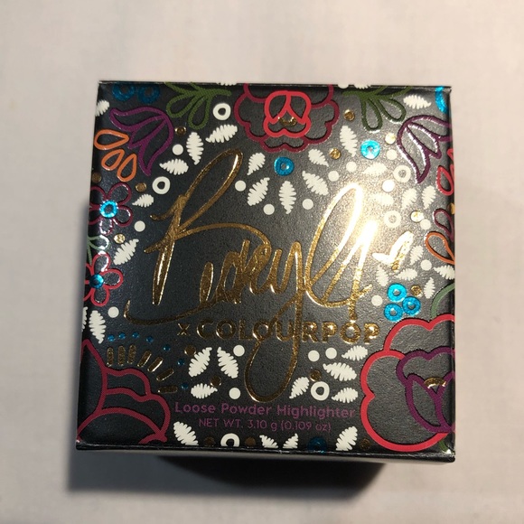 ColourPop x Becky G Loose Powder Highlighter! - Picture 3 of 9